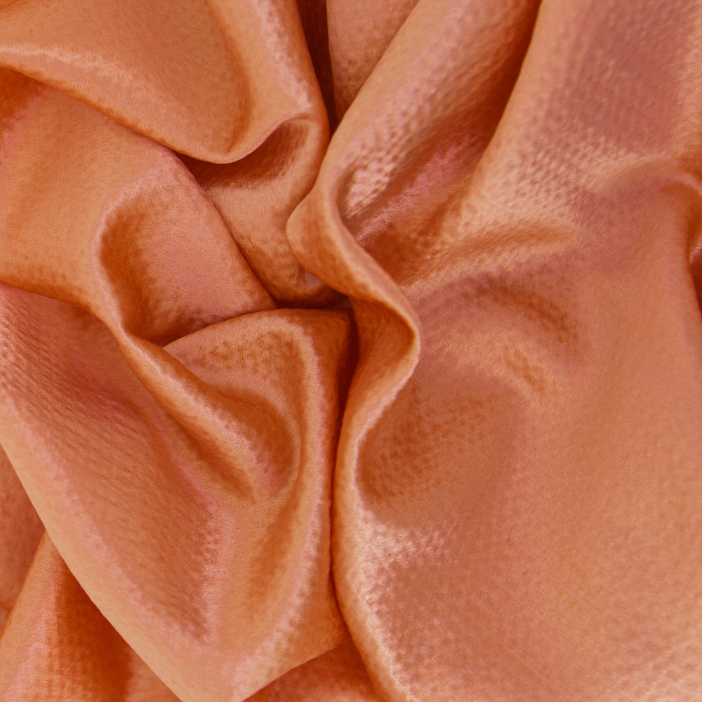 Hammered Satin col. 0840