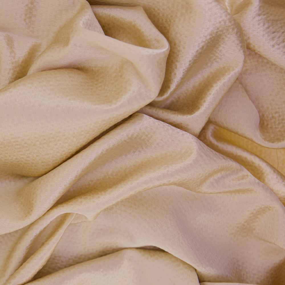 Hammered Satin col. 0918