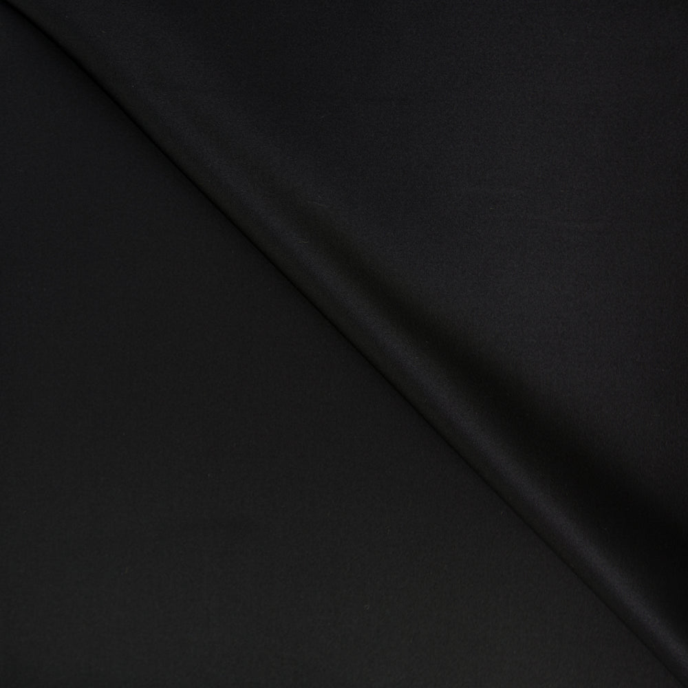 Satin Duchesse col. NERO